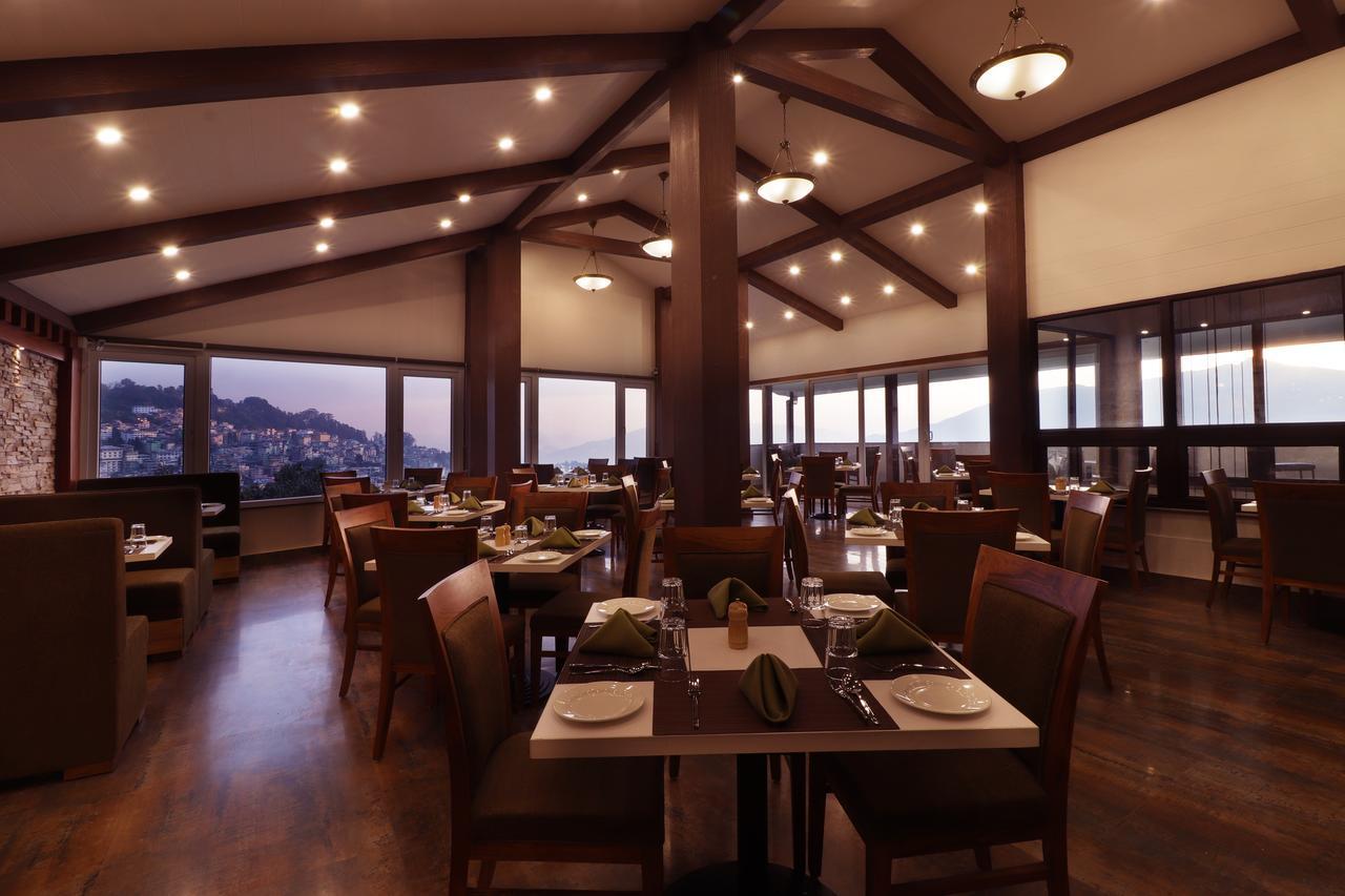 The Denzong Shangrila Gangtok Exterior foto